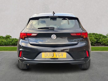 Used Vauxhall Astra 2018 for sale - 78373649: Photo