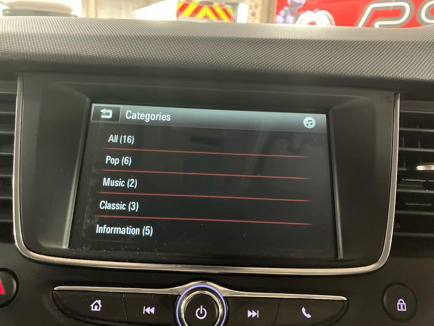 Used Vauxhall Crossland 2023 for sale - 78195695: Photo 13