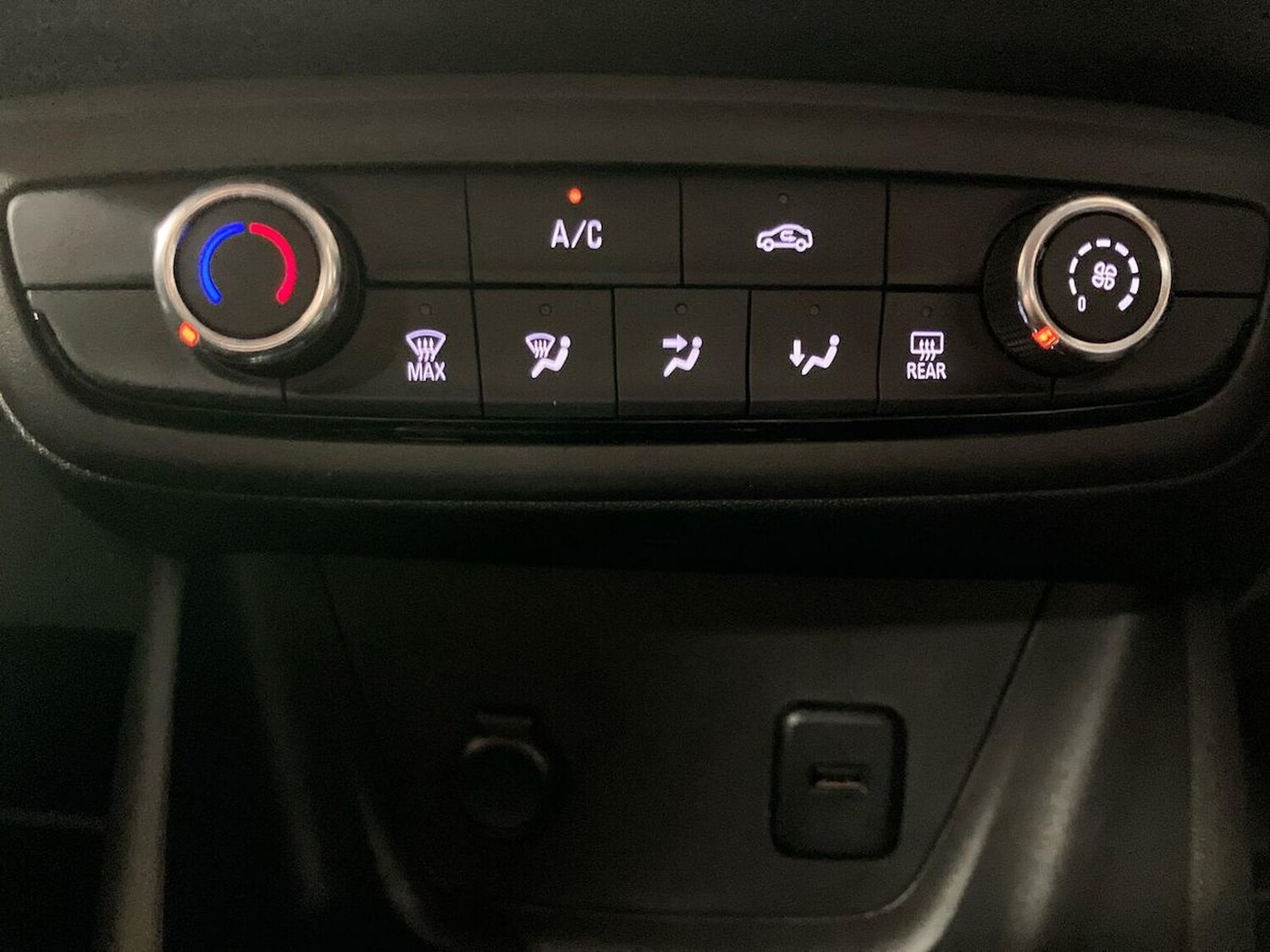 Used Vauxhall Crossland 2023 for sale - 78195695: Photo 14