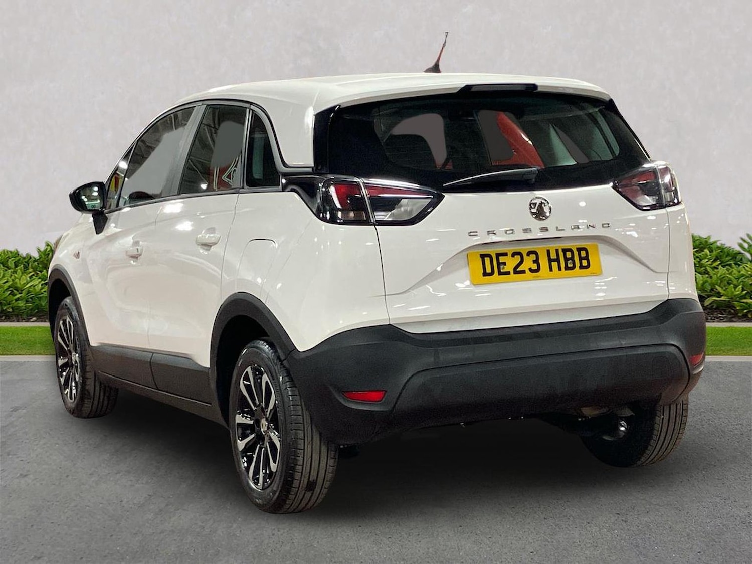 Used Vauxhall Crossland 2023 for sale - 78195695: Photo 2