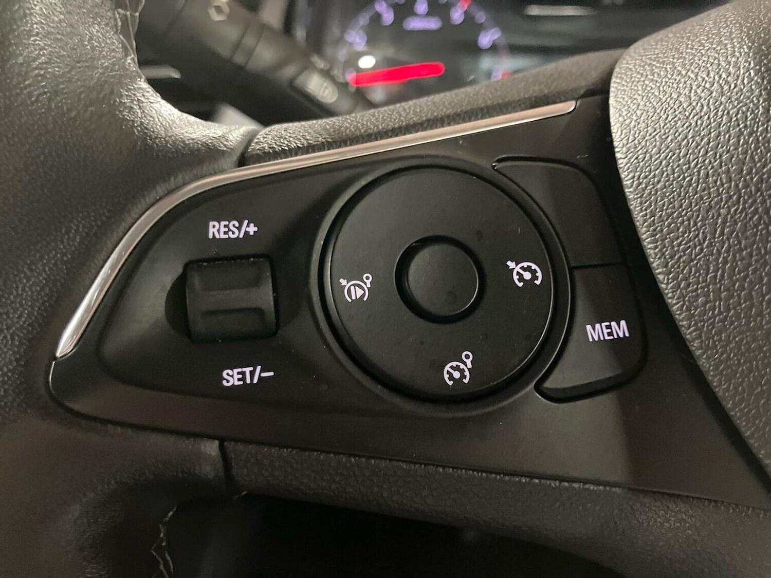 Used Vauxhall Crossland 2023 for sale - 78195695: Photo 29