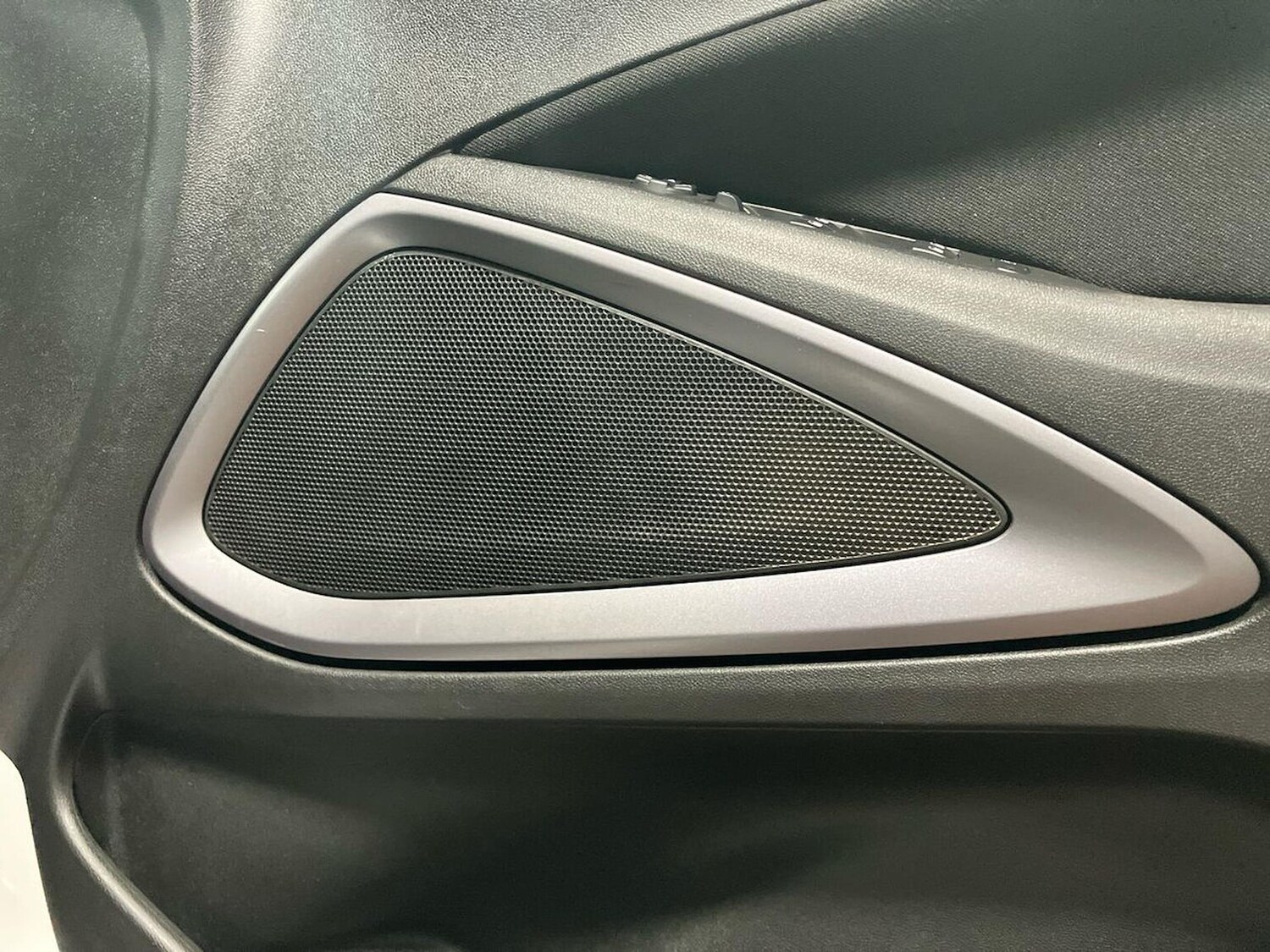 Used Vauxhall Crossland 2023 for sale - 78195695: Photo 33