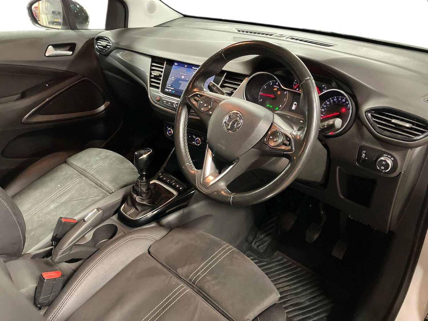 Used Vauxhall Crossland 2024 for sale - 76986972: Photo 13