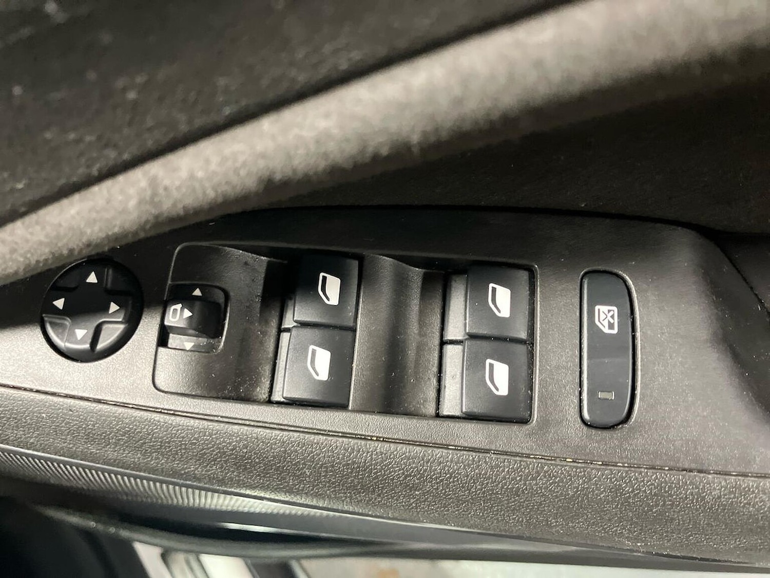 Used Vauxhall Crossland 2024 for sale - 76986972: Photo 18