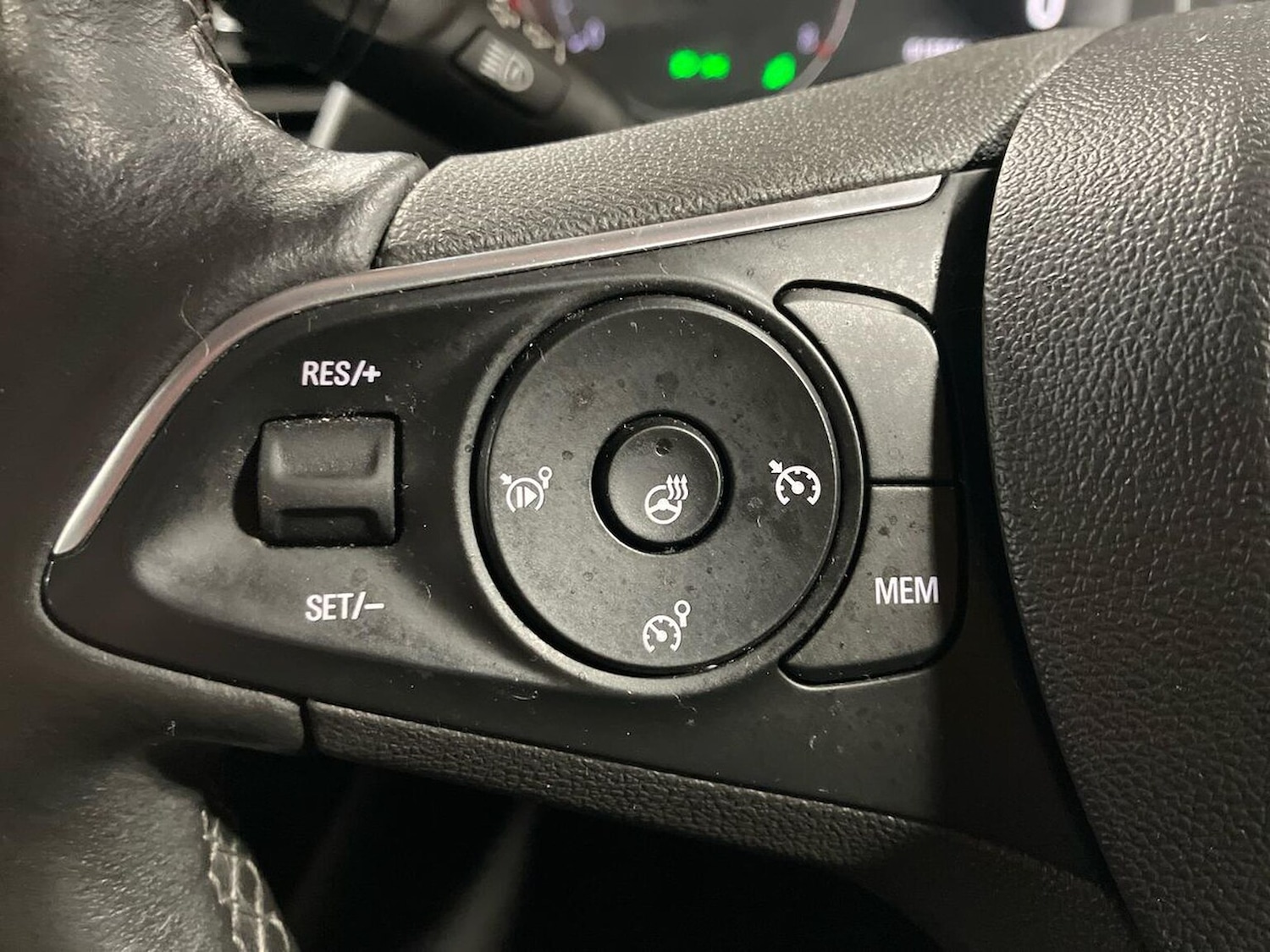 Used Vauxhall Crossland 2024 for sale - 76986972: Photo 24