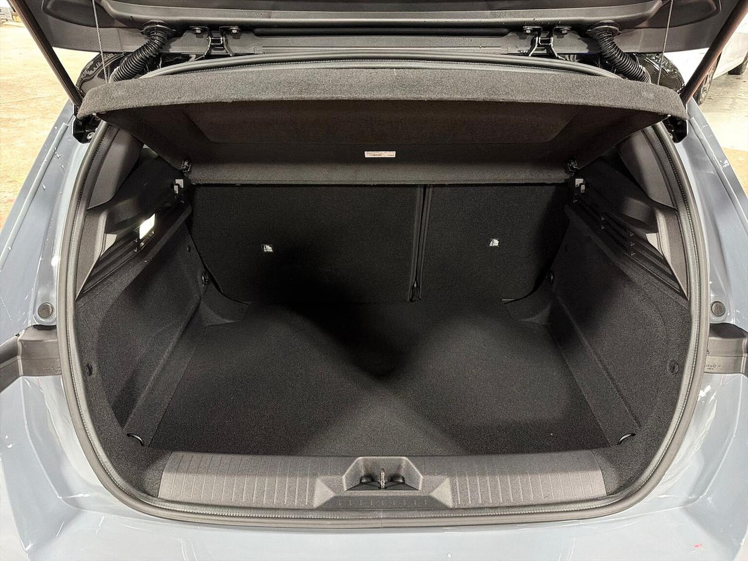 Used Vauxhall Astra 2025 for sale - 76785155: Photo 17