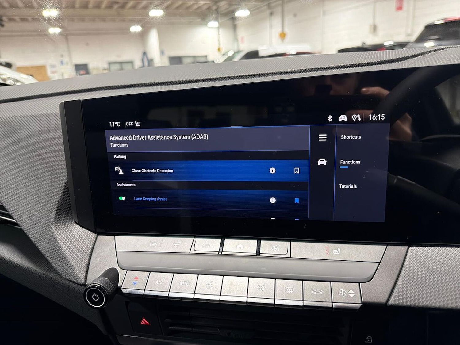 Used Vauxhall Astra 2025 for sale - 76785155: Photo 25