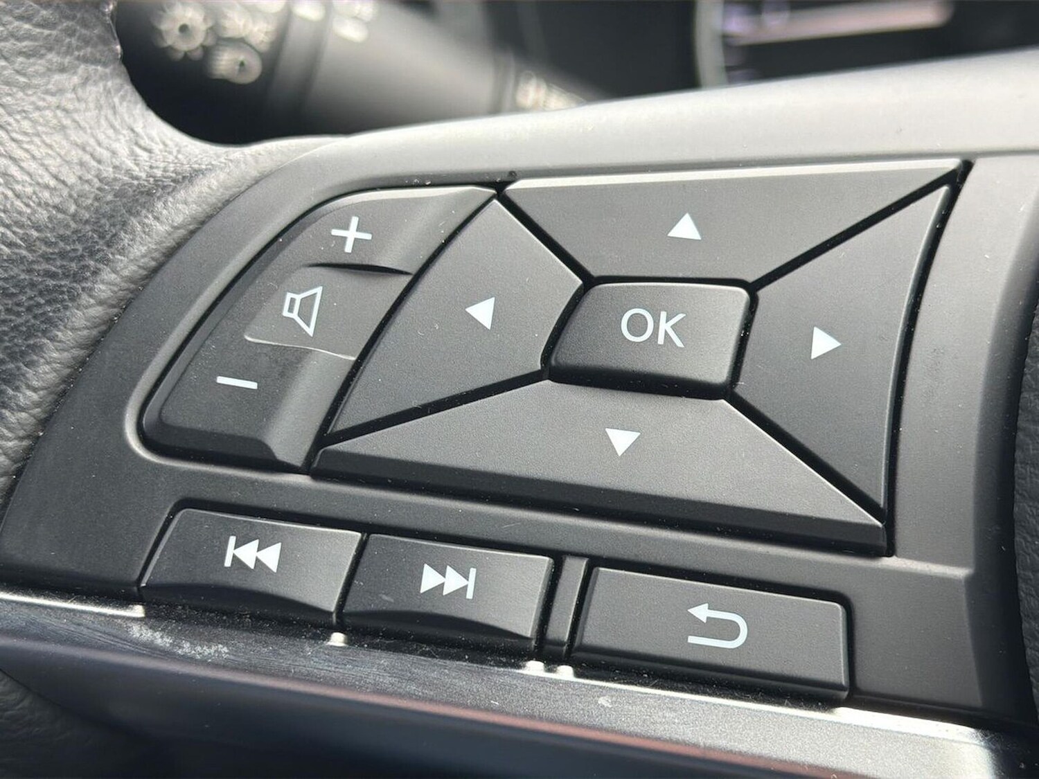 Used Nissan Juke 2023 for sale - 78196393: Photo 29