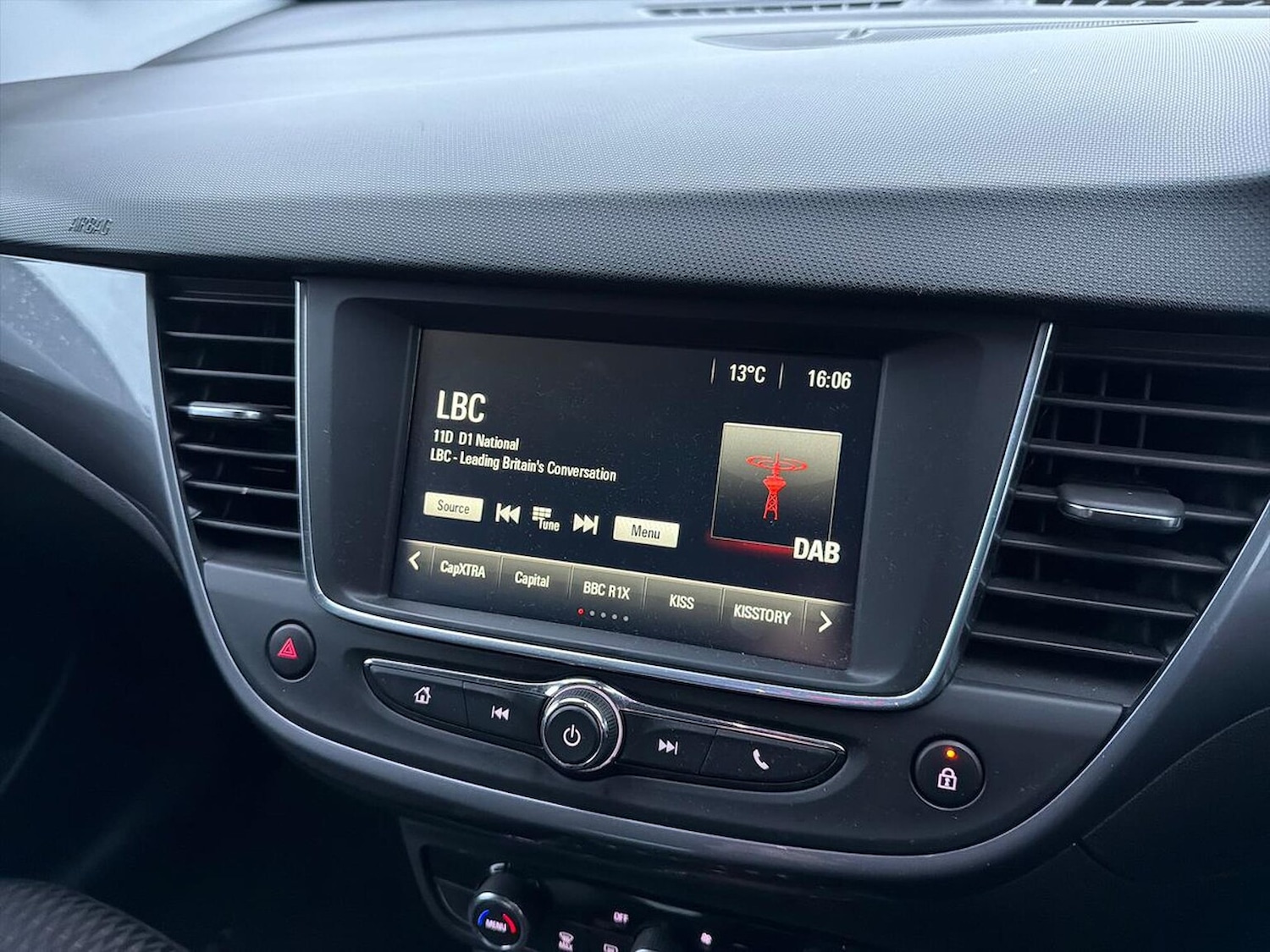 Used Vauxhall Crossland X 2017 for sale - 76547731: Photo 11