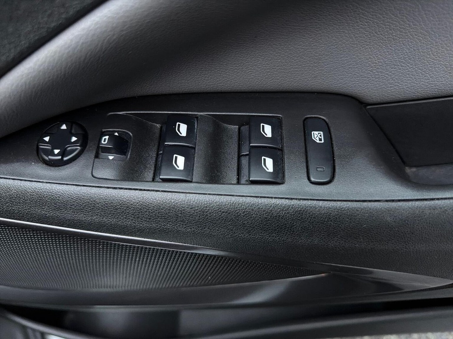 Used Vauxhall Crossland X 2017 for sale - 76547731: Photo 21