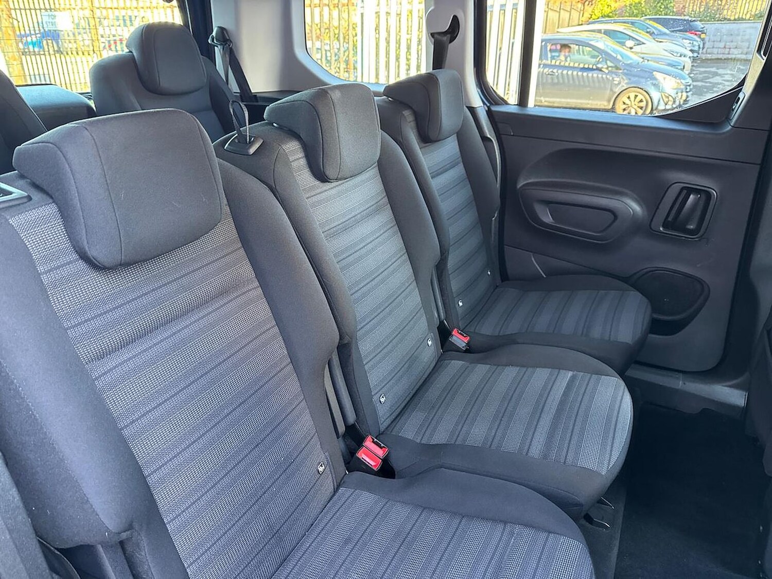 Used Vauxhall Combo Life 2022 for sale - 76627940: Photo 16