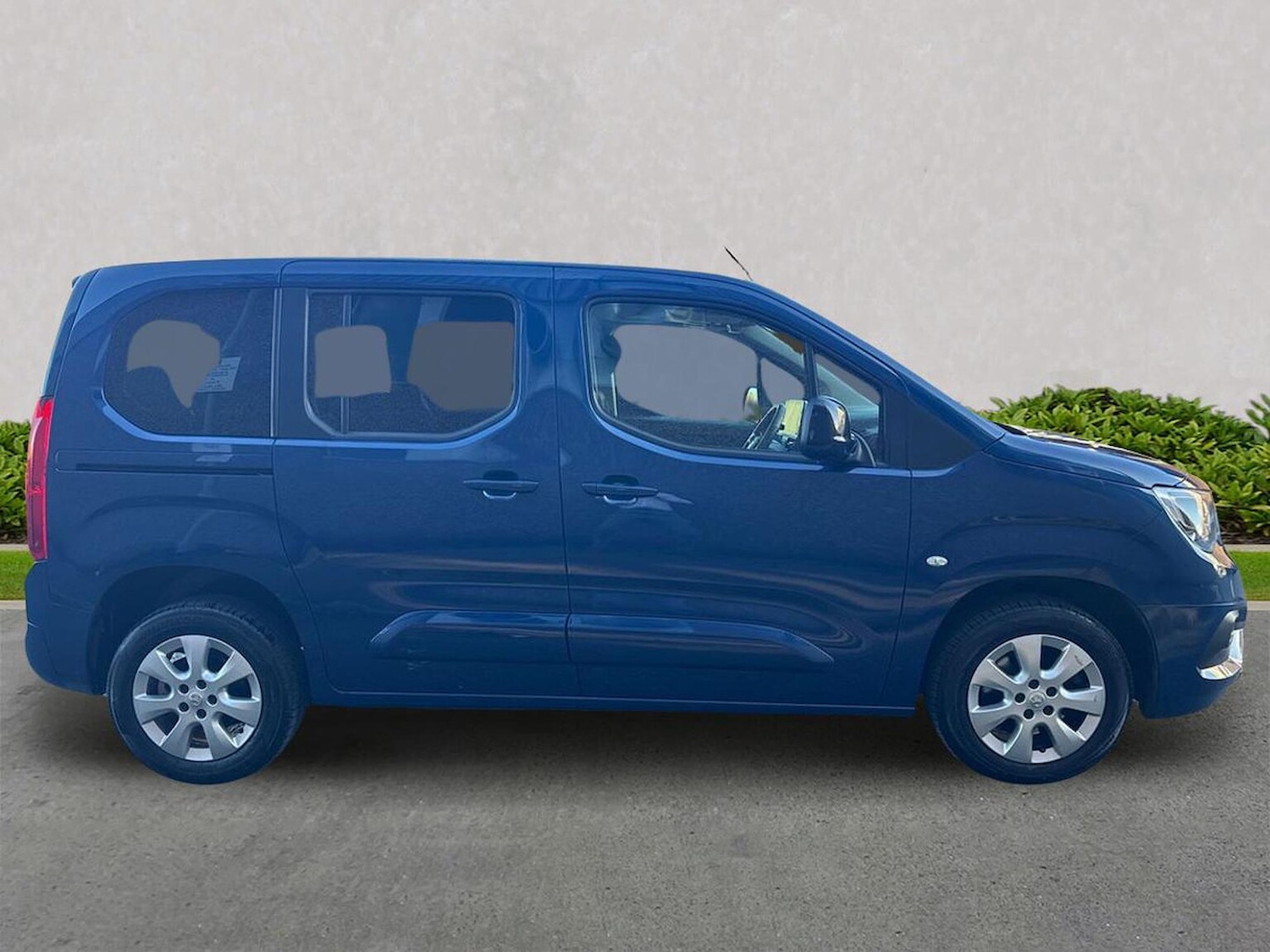 Used Vauxhall Combo Life 2022 for sale - 76627940: Photo 3