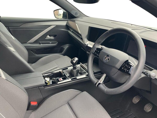 Used Vauxhall Astra 2024 for sale - 76207465: Photo 15