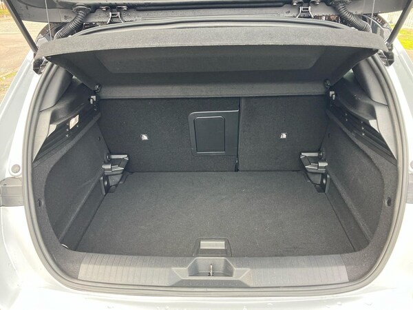 Used Vauxhall Astra 2024 for sale - 76207465: Photo 17