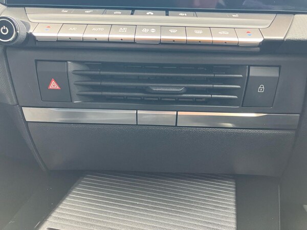Used Vauxhall Astra 2024 for sale - 76207465: Photo 22