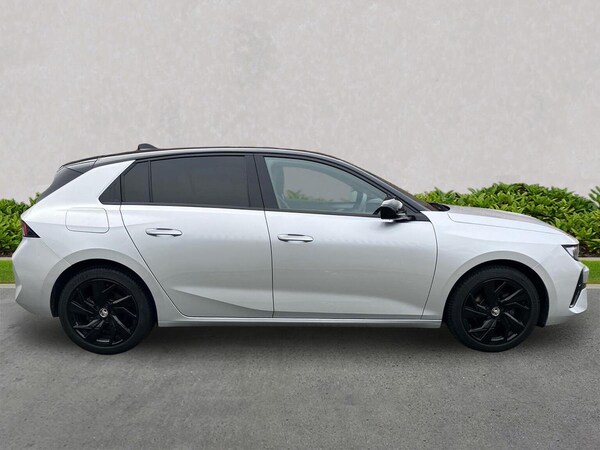 Used Vauxhall Astra 2024 for sale - 76207465: Photo 3