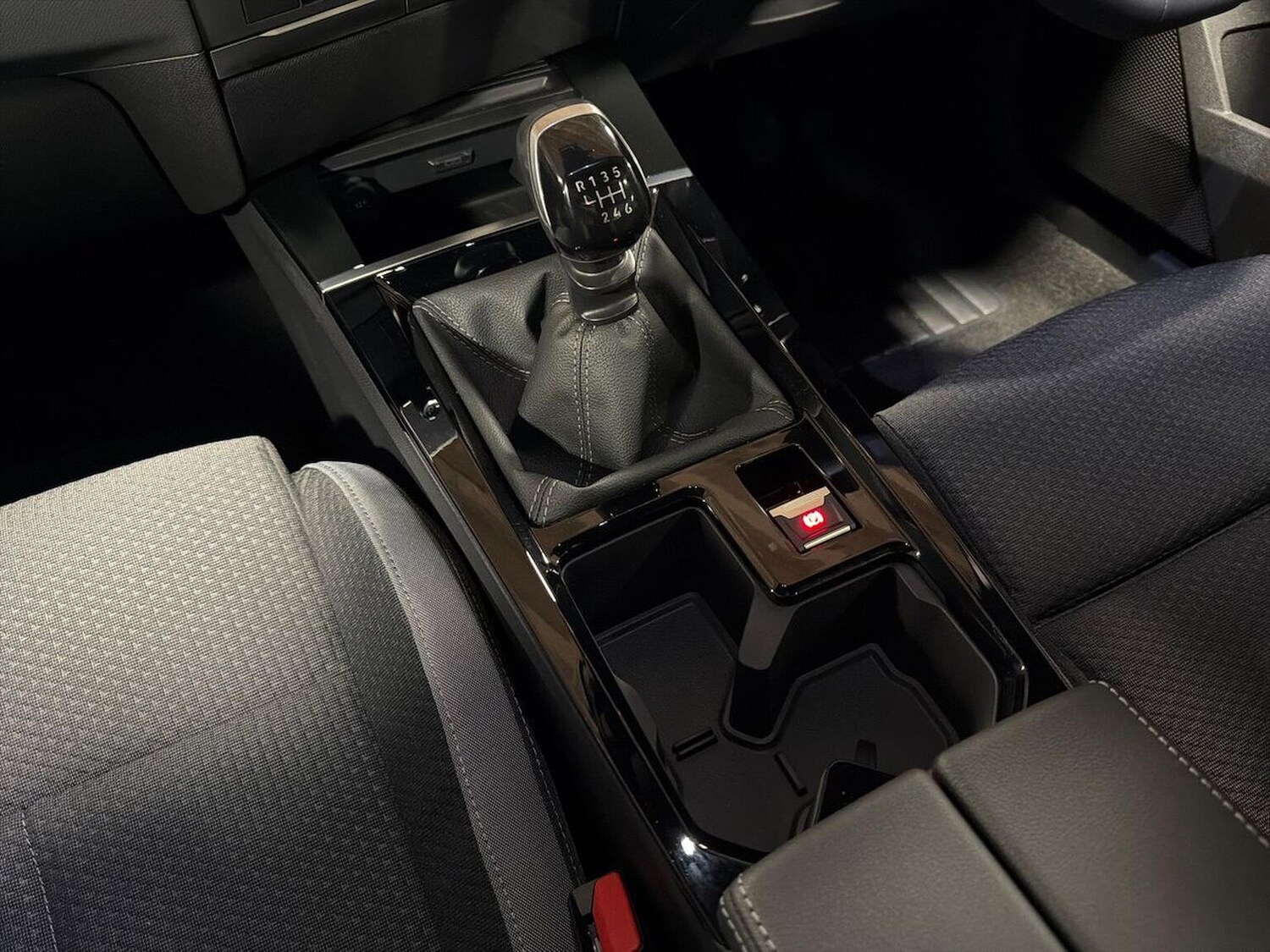 Used Vauxhall Astra 2025 for sale - 77618361: Photo 15