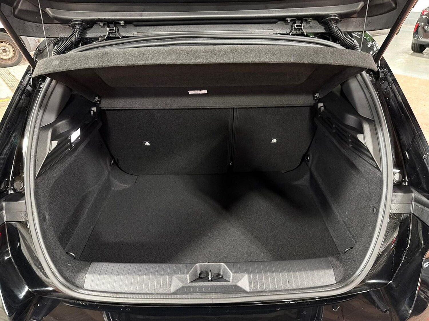 Used Vauxhall Astra 2025 for sale - 77618361: Photo 19