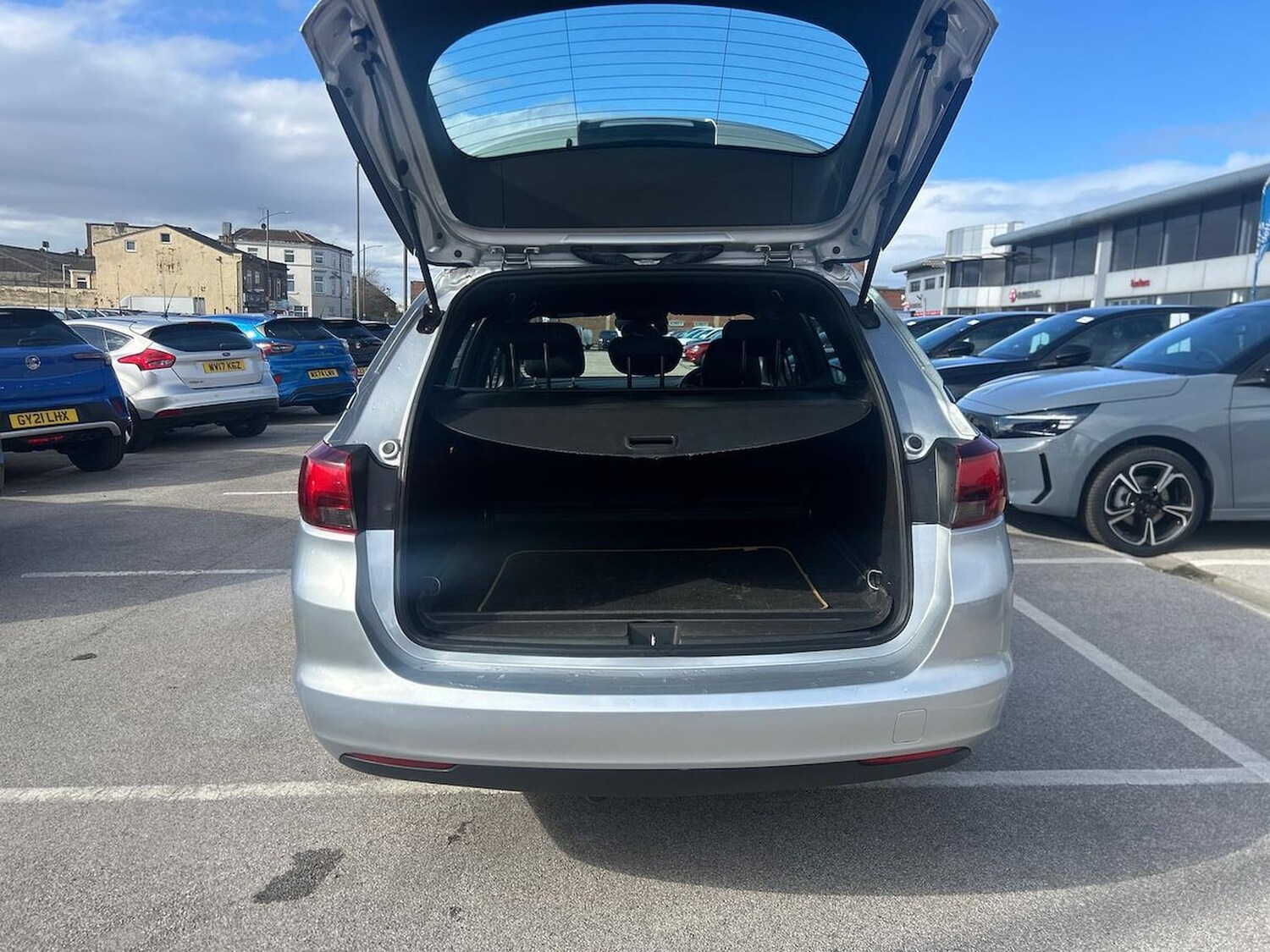 Used Vauxhall Astra 2017 for sale - 78196355: Photo 19