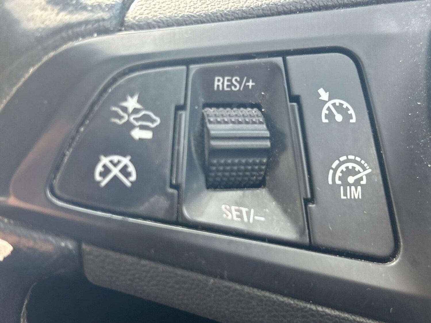 Used Vauxhall Astra 2017 for sale - 78196355: Photo 26