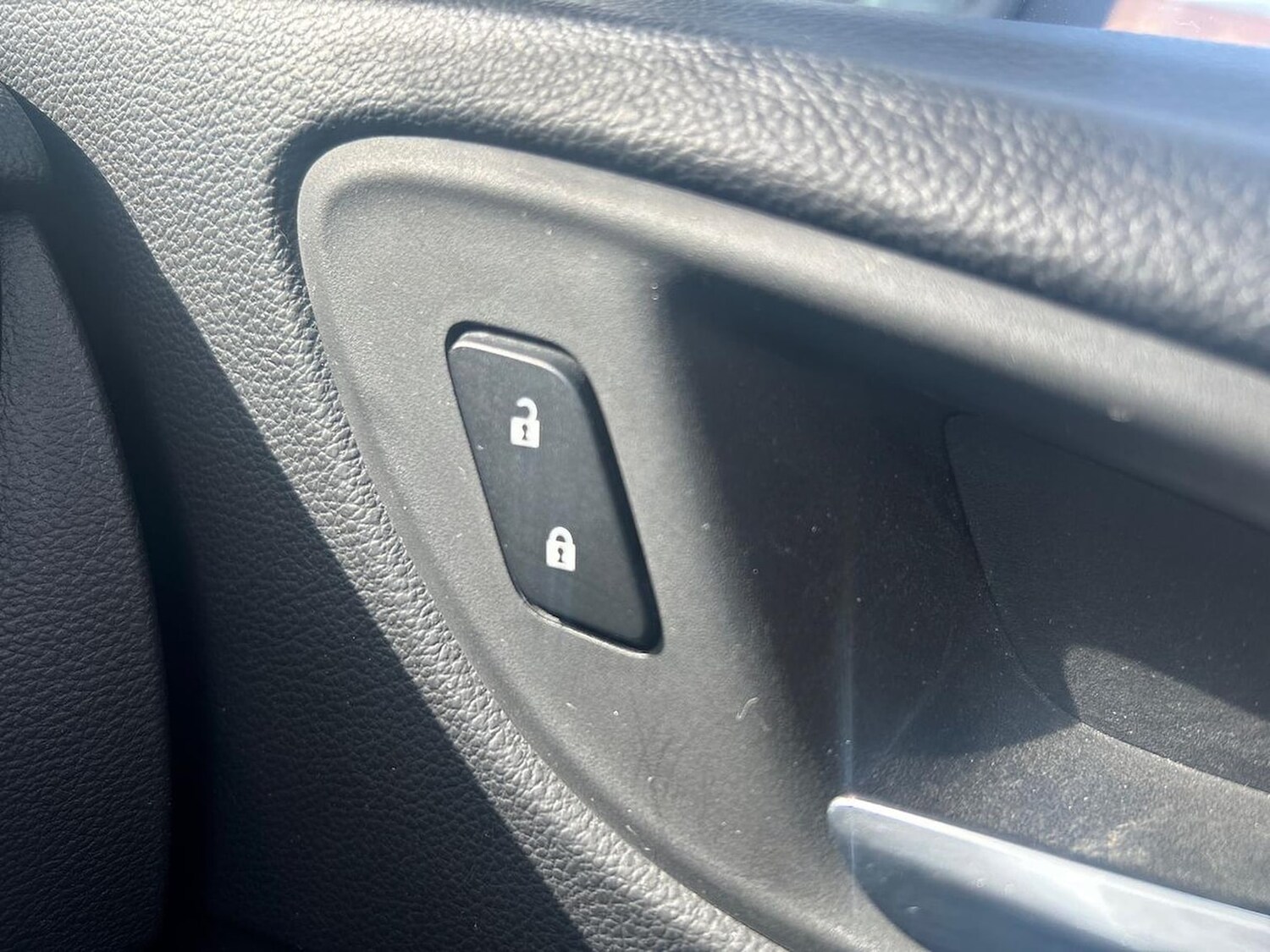 Used Vauxhall Astra 2017 for sale - 78196355: Photo 35