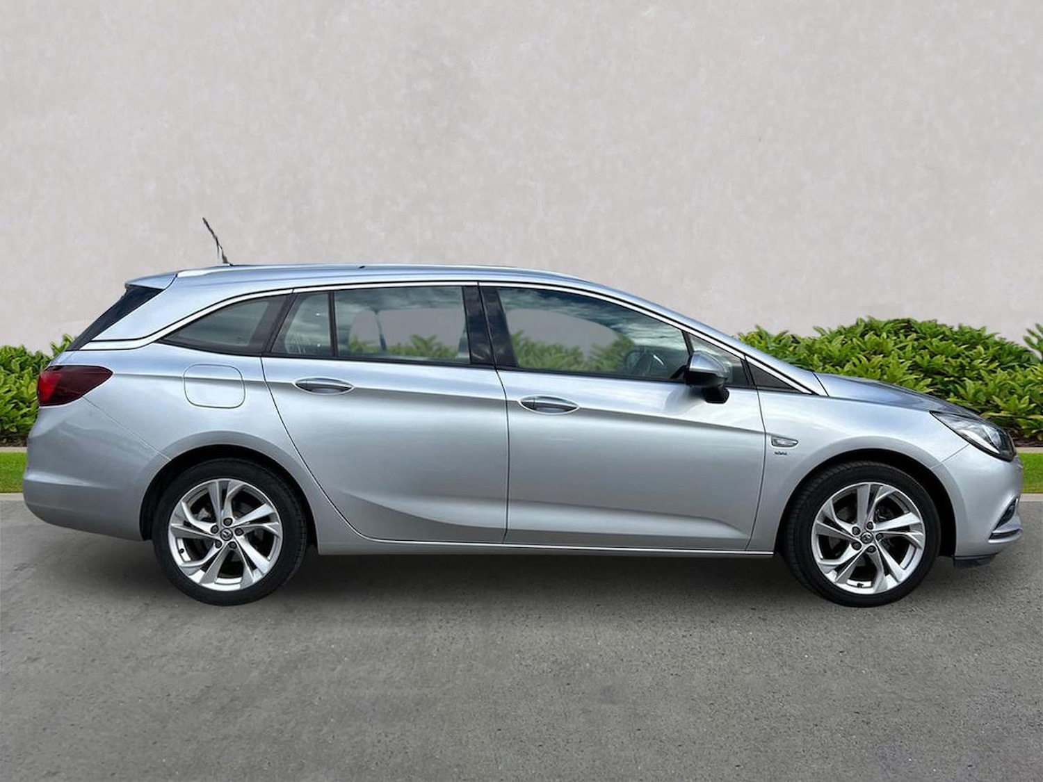 Used Vauxhall Astra 2017 for sale - 78196355: Photo 5