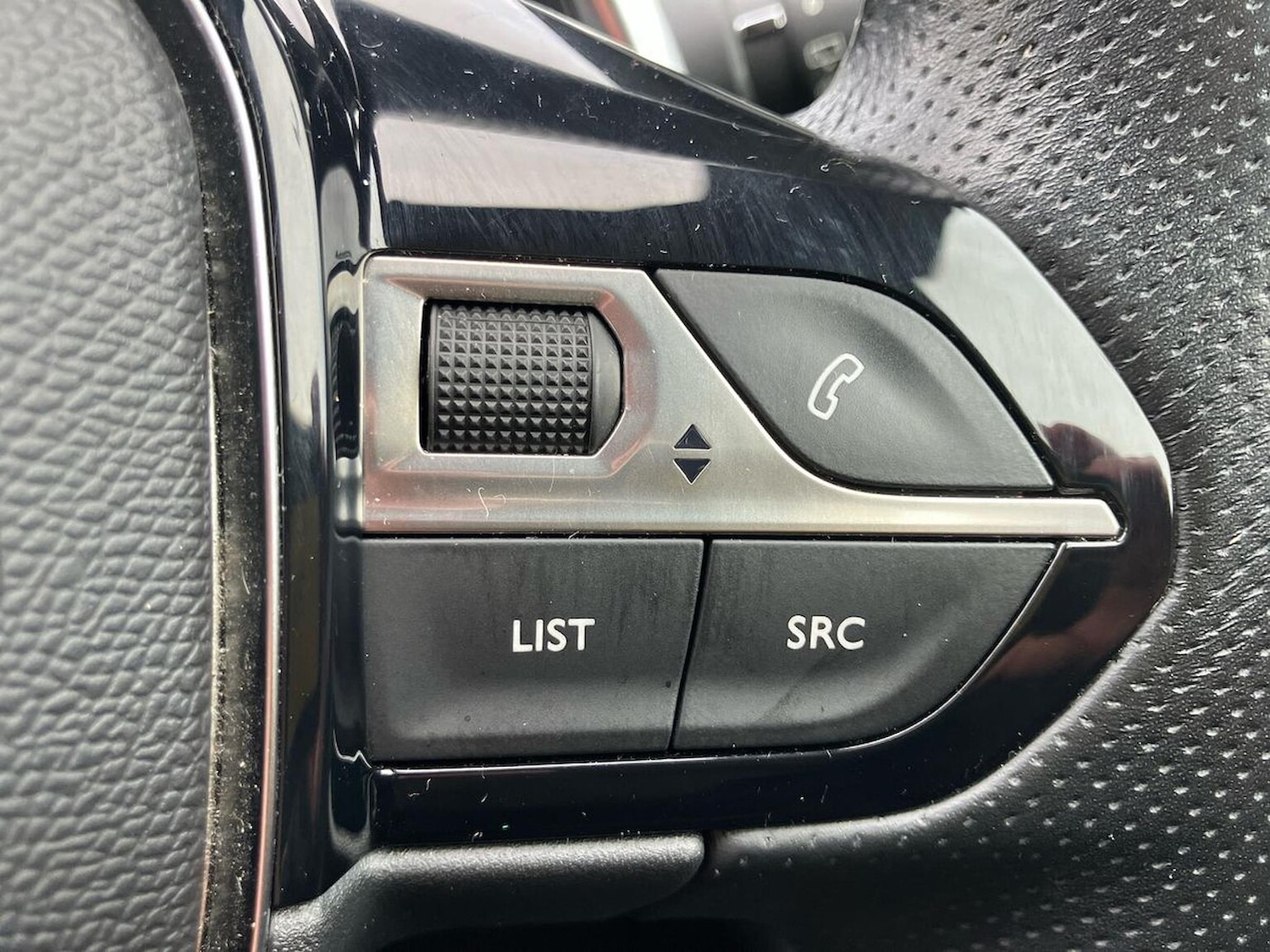 Used Peugeot 5008 2021 for sale - 76352513: Photo 26