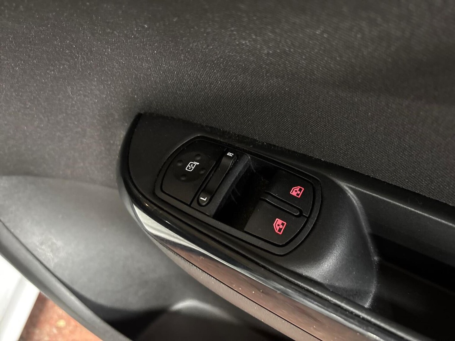 Used Vauxhall Corsa 2018 for sale - 76963532: Photo 21