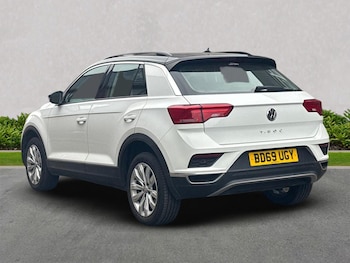 Used Volkswagen T-Roc 2019 for sale - 75498093: Photo