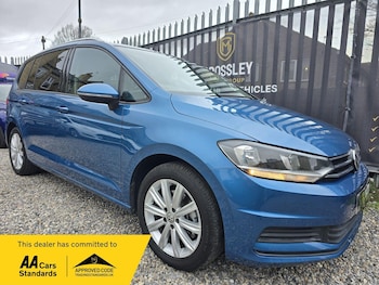 Used Volkswagen Touran 2016 for sale - 78434013: Photo