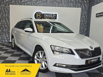 Used Skoda Superb 2017 for sale - 79520613: Photo