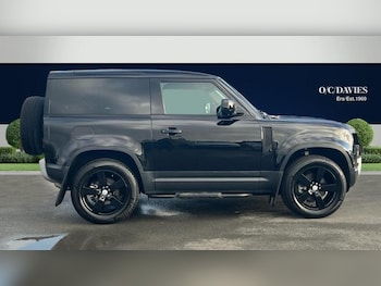 Used Land Rover Defender 2023 for sale - 78255480: Photo