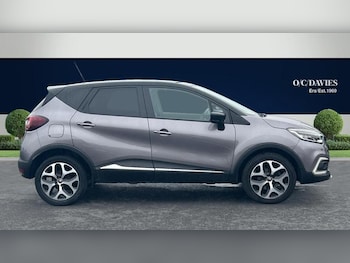 Used Renault Captur  for sale - 75604532: Photo