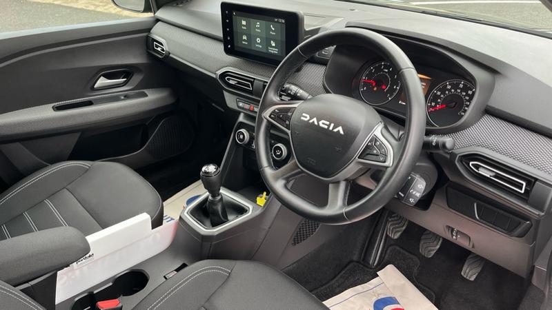 Used Dacia Jogger 2023 for sale - 76847477: Photo 26