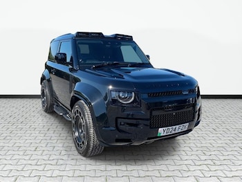 Used Land Rover Defender 90 2024 for sale - 79357554: Photo