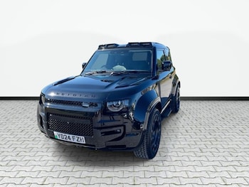 Used Land Rover Defender 90 2024 for sale - 79357554: Photo