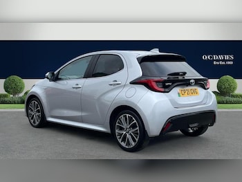 Used Toyota Yaris 2021 for sale - 78376949: Photo