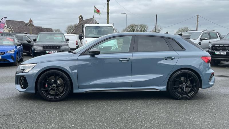 Used Audi RS3 2023 for sale - 77354570: Photo 13