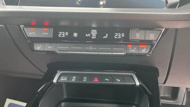 Used Audi RS3 2023 for sale - 77354570: Photo 37