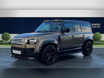 Used Land Rover Defender 110 2021 for sale - 76568489: Photo