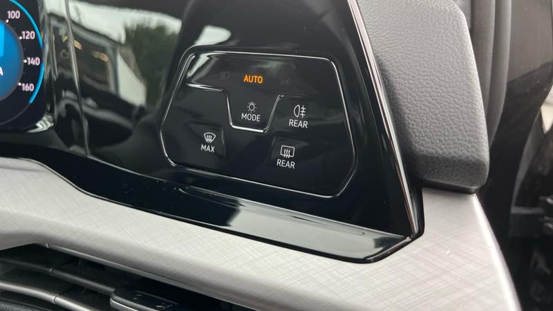 Used Volkswagen Golf 2022 for sale - 76494638: Photo 34