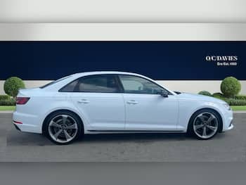 Used Audi A4 2017 for sale - 79641336: Photo