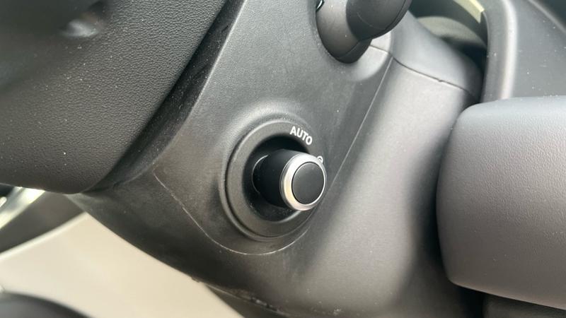 Used Land Rover Defender 2023 for sale - 77529217: Photo 42