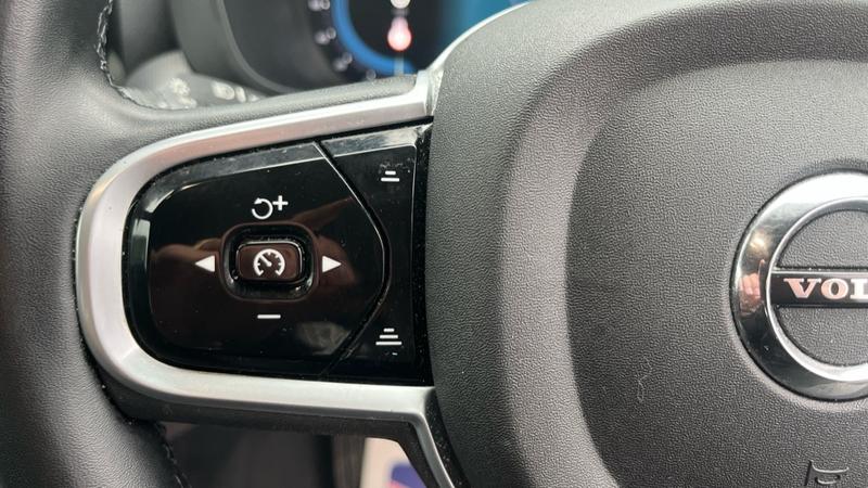 Used Volvo XC60 2021 for sale - 76738794: Photo 21