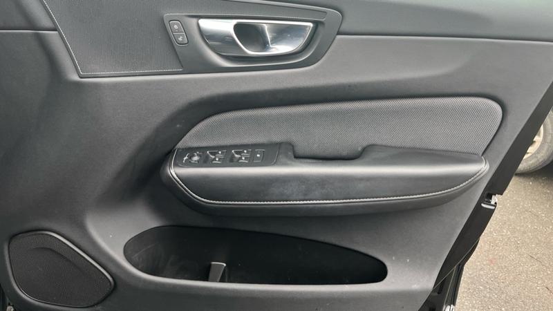 Used Volvo XC60 2021 for sale - 76738794: Photo 41