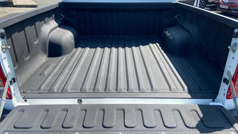 Used Toyota Hilux 2018 for sale - 76545326: Photo 14