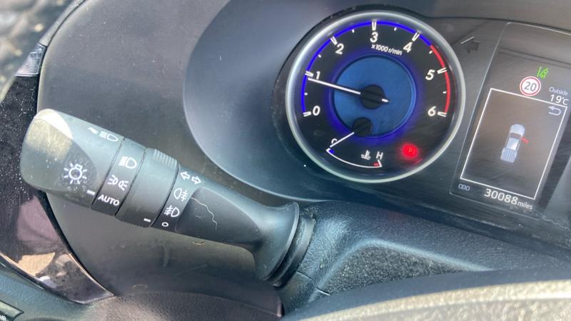 Used Toyota Hilux 2018 for sale - 76545326: Photo 23