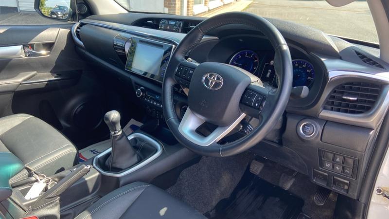 Used Toyota Hilux 2018 for sale - 76545326: Photo 27