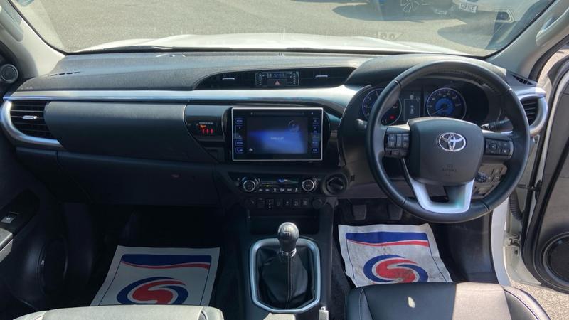 Used Toyota Hilux 2018 for sale - 76545326: Photo 5