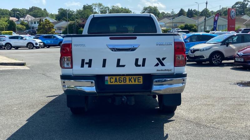 Used Toyota Hilux 2018 for sale - 76545326: Photo 8